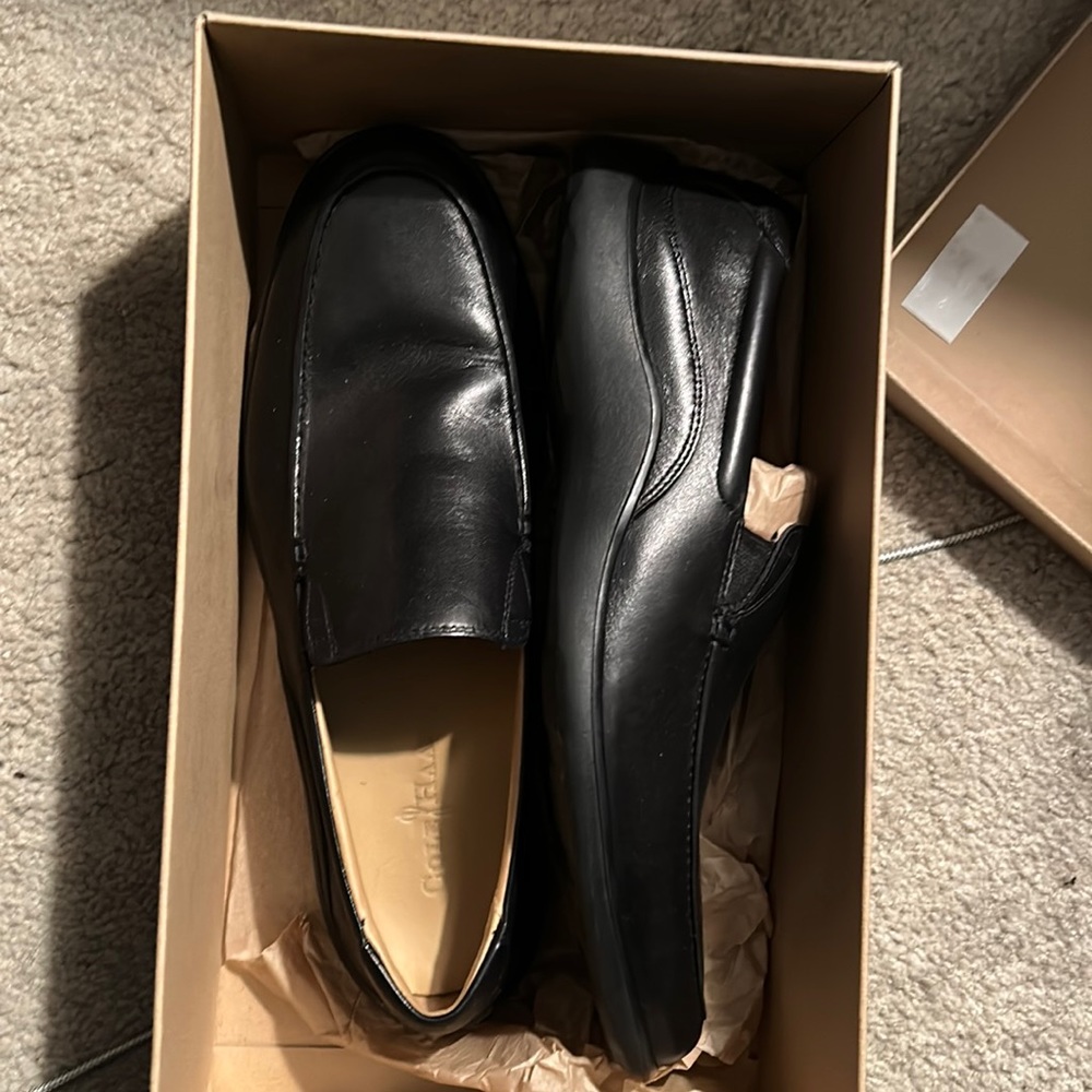 Black cole hahn men’s size 11. Slip ons.  New in box